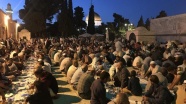 Yunus Emre Türk Kültür Merkezi Mescid-i Aksa’da iftar verdi