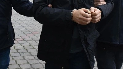 Yurt dışına ka&ccedil;an 41 firari yakalanarak T&uuml;rkiye'ye getirildi