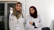 Yurttaşlarına hizmet verecek Suriyeli sağlıkçılar eğitimde