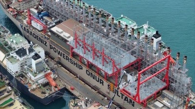Y&uuml;zer enerji santrali "Powership" enerji arz a&ccedil;ığına alternatif &ccedil;&ouml;z&uuml;m sunuyor