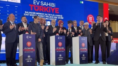 "Y&uuml;zyılın Konut Projesi" kapsamında Balıkesir'de yapılacak konutların kurası &ccedil;ekildi