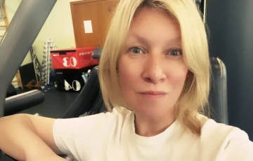 Zaharova fotoğrafını paylaştı, takipçileri ‘güzellik mesajları’ ile karşılık verdi