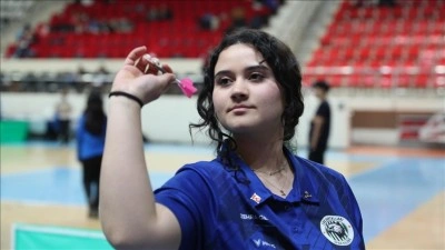 Zehra Gemi'nin hedefi Profesyonel Dart Birliği b&uuml;nyesinde m&uuml;cadele eden ilk T&uuml;rk olmak