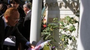 Zeki Müren vefatının 21. yılında mezarı başında anıldı