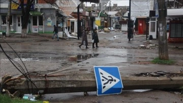 Zelenskiy: Marıupol'de askerlerimiz ve yaklaşık 120 bin sivil abluka altında