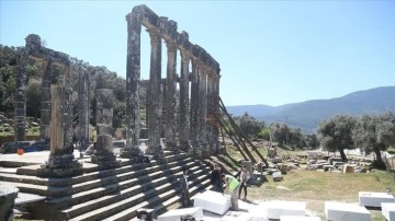 Zeus Lepsynos Tapınağı ihtişamlı sütunlarıyla orijinal görünümüne kavuşuyor