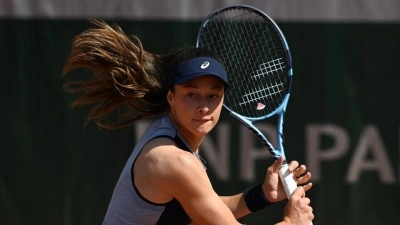 Zeynep S&ouml;nmez, Eastbourne A&ccedil;ık'a &ccedil;eyrek finalde veda etti