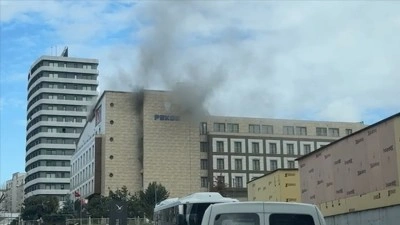 Zeytinburnu'nda polis eğitim merkezinde &ccedil;ıkan yangın s&ouml;nd&uuml;r&uuml;ld&uuml;