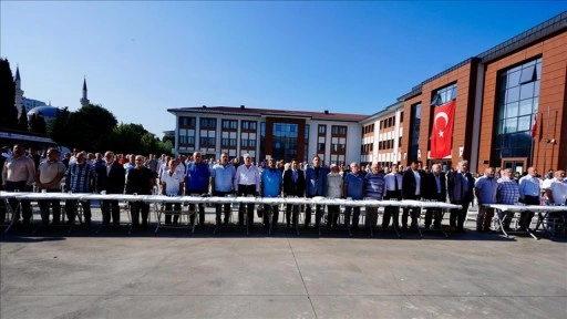 Zeytinburnu'ndaki imam hatip okulları mezunları 10 yıl sonra yeniden buluştu