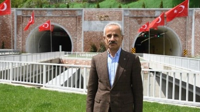 Zigana T&uuml;neli'ni &uuml;&ccedil; yılda 5 milyondan fazla ara&ccedil; kullandı