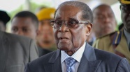 Zimbabve'de ordu yetkilileri ve Mugabe bir araya gelecek