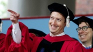 Zuckerberg 13 yıl aradan sonra Harvard diplomasına kavuştu