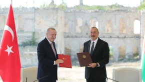 Cumhurbaşkanı Erdoğan ile Azerbaycan Cumhurbaşkanı Aliyev, &quot;Şuşa Beyannamesi&quot;ni imzaladı