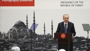 Cumhurbaşkanı Erdoğan: Büyük sanatçılar vefatlarından sonra da yaşamaya devam ederler