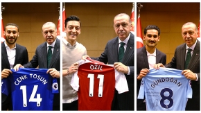 Cumhurbaşkanı Erdoğan, Mesut Özil, İlkay Gündoğan ve Cenk Tosun’u kabul etti