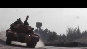 “Tank hastanesi”nden binlerce zırhlı gelip geçiyor!