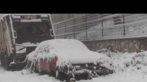 Yükseklere Nisan karı yağıyor...